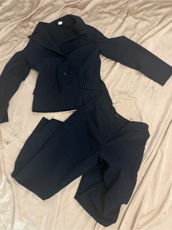 Essentials Pants - Vintage Classic Black Pinstripe Junior Suit Jacket & Pants